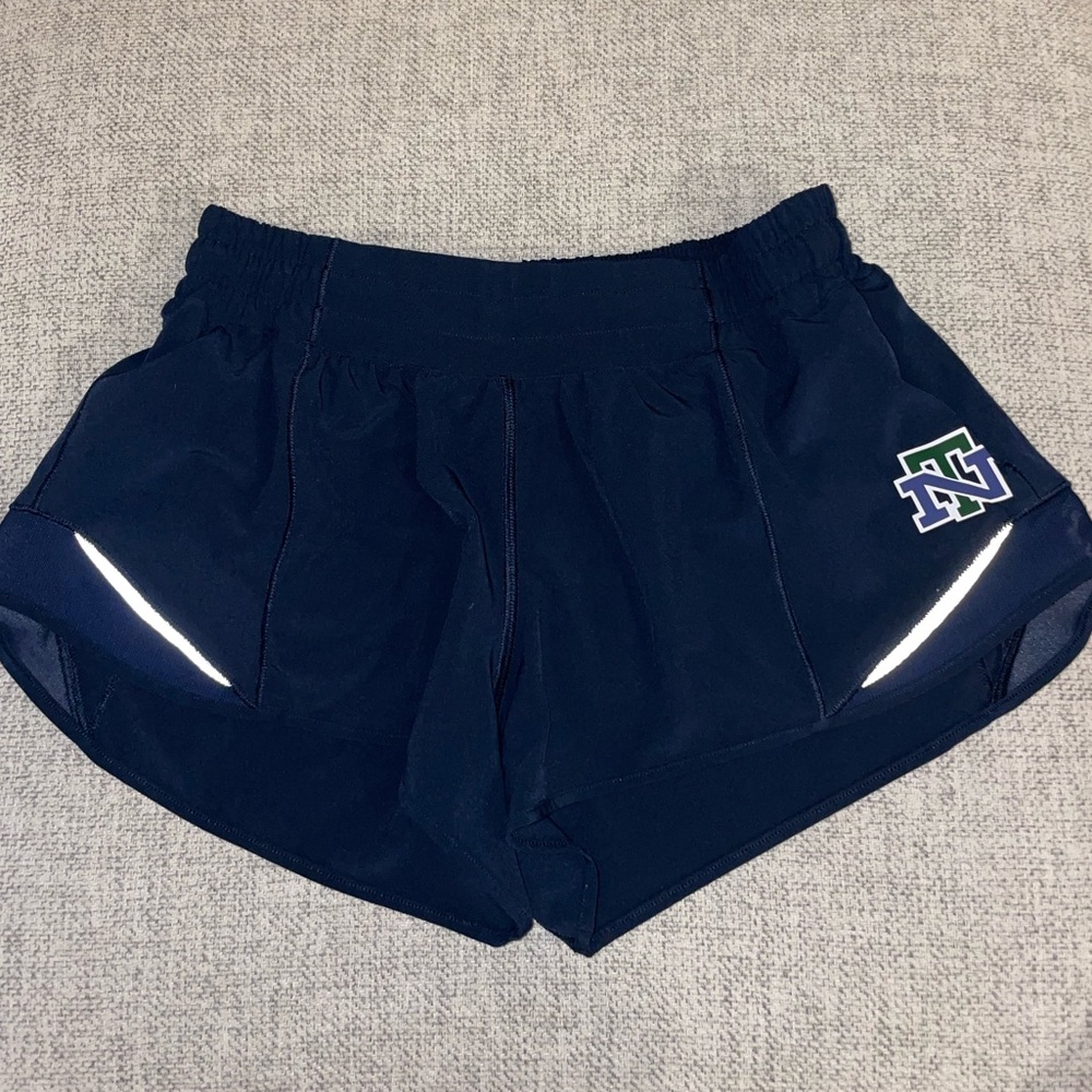 True Navy Lululemon Hotty Hot High-Rise Lined Short 2.5”